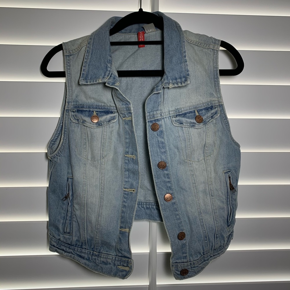 Jean Vest